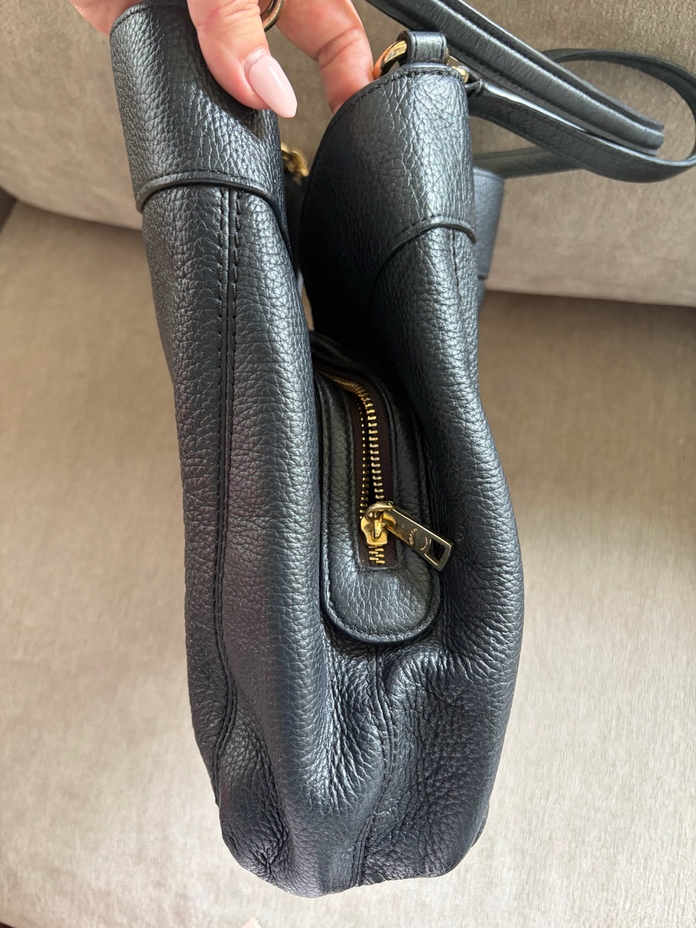 Coach Lexy Black Leather Shoulder Bag with Gold Hardware - Picture 13 of 16